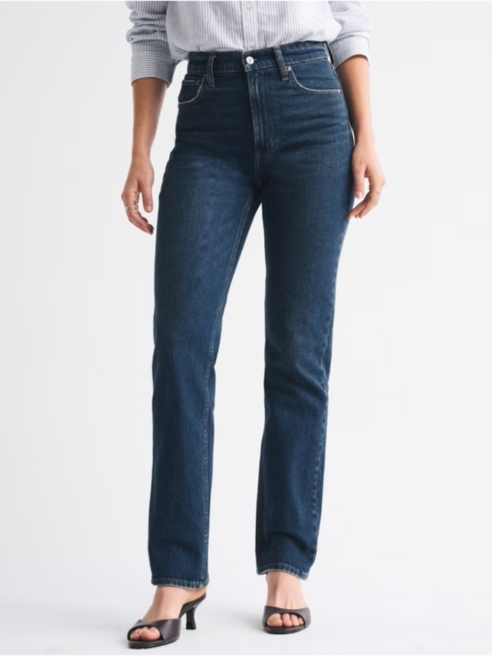 Abercrombie The ’90s Straight Ultra High Rise Jeans 26 / 2S
